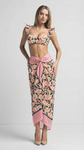 Bikini Roselina de talle alto rosa con estampado floral y pareo