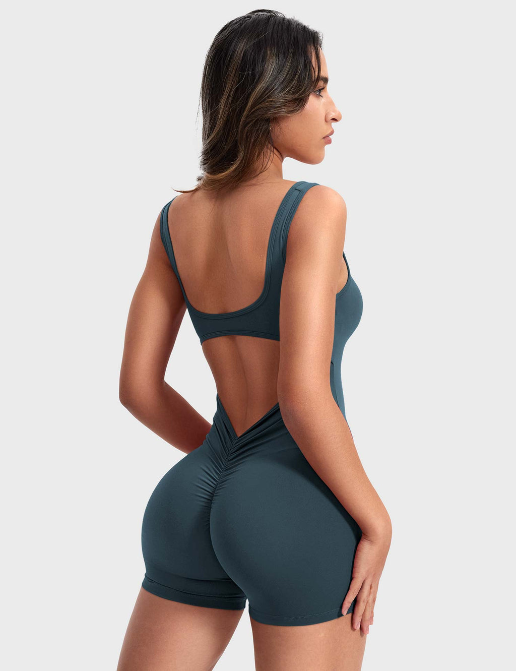 Rise & Vell Lizvette V Sırt Kısa Tulum