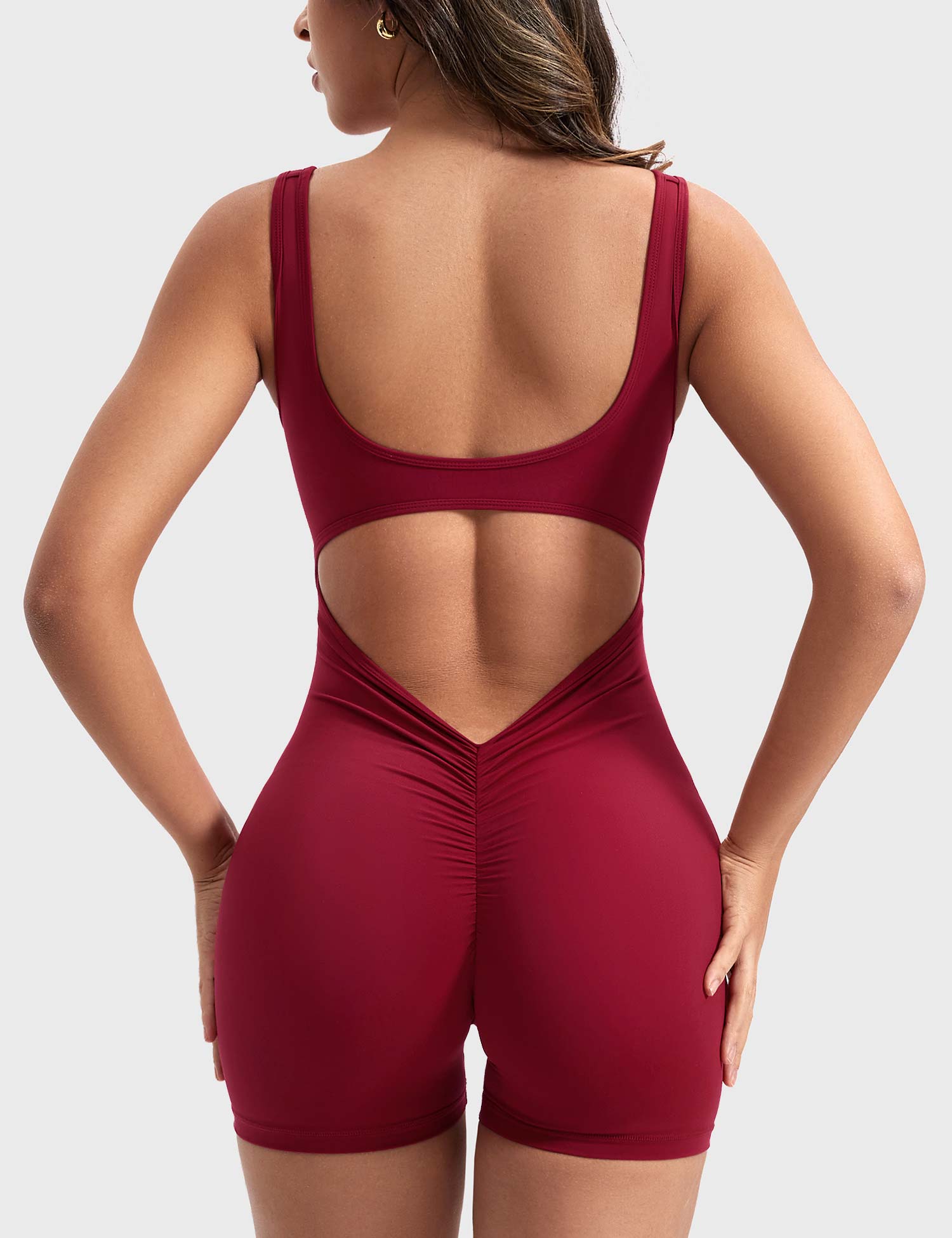 Rise & Vell Lizvette V Sırt Kısa Tulum